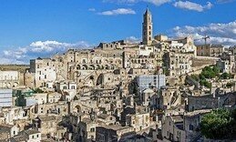 Matera città della cultura vacanza in hotel